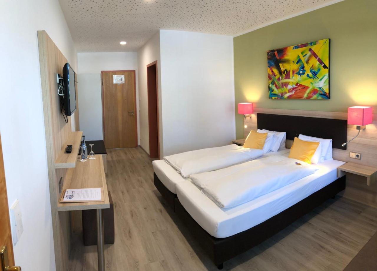 Hotel „Zur Linde“ Ehingen  Luaran gambar