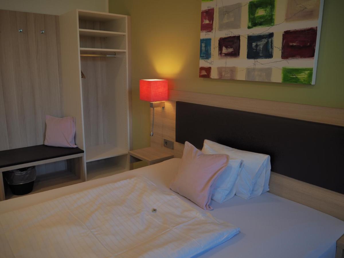 Hotel „Zur Linde“ Ehingen  Luaran gambar