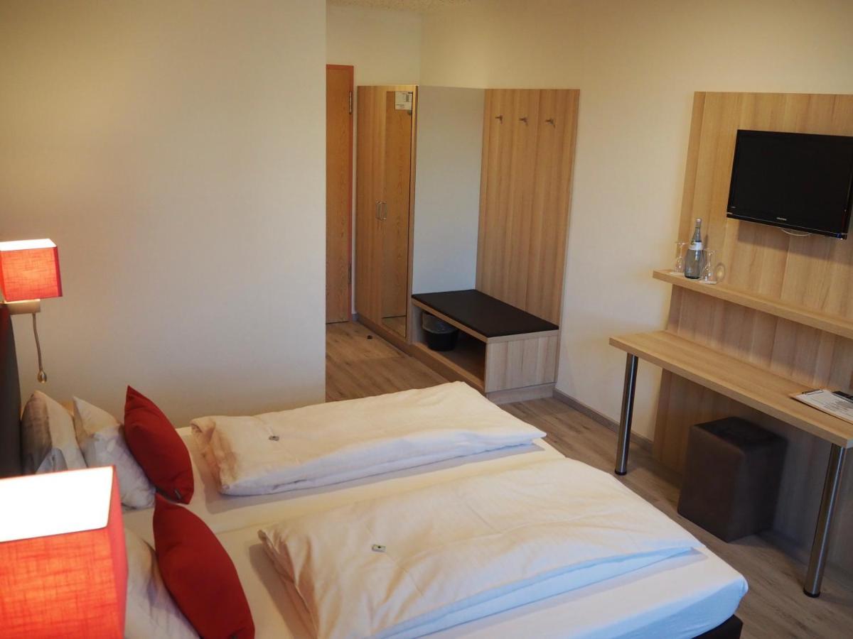 Hotel „Zur Linde“ Ehingen  Luaran gambar